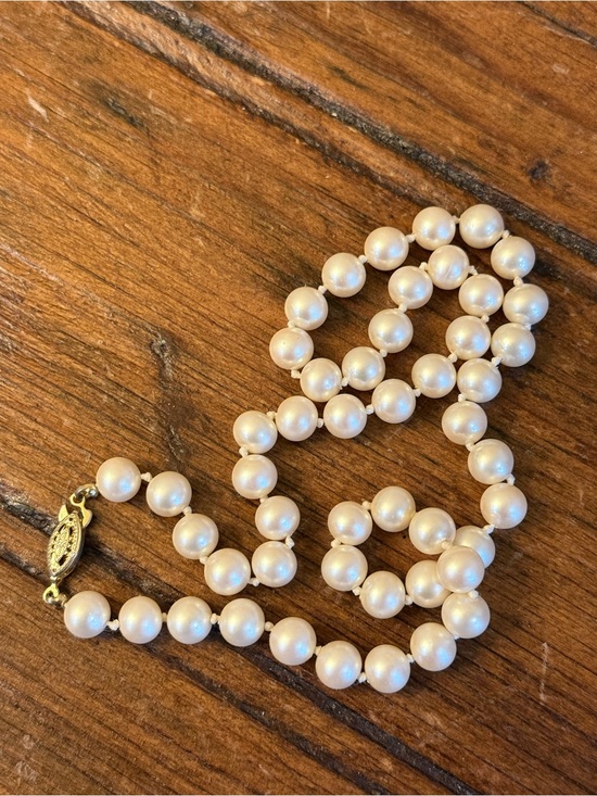 Jewelry - Classic Ivory Pearl Strand Necklace with Gold Clasp